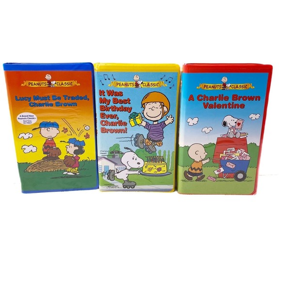 Peanuts Classics VHS - Lot of 3: Best Birthday, Valentine, Lucy Must Be traded - Picture 1 of 10